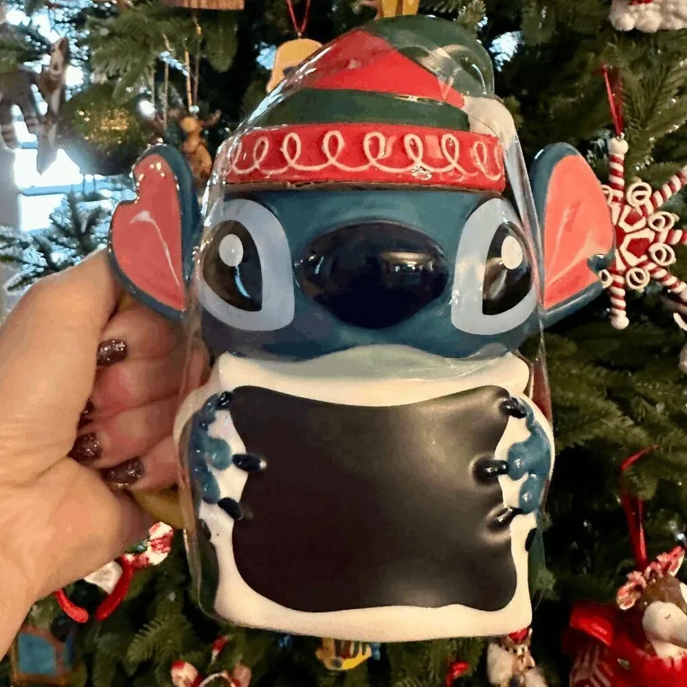 Elf Stitch Holiday Mug & Lid Disney Parks Lilo & Stitch NEW NIB Christmas Santa